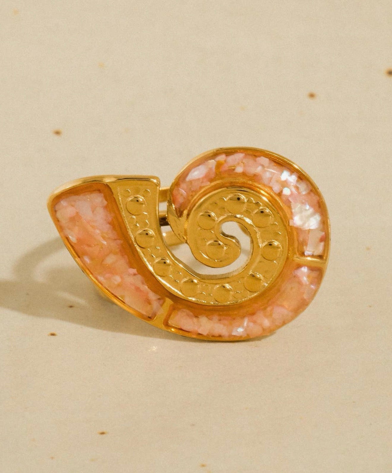 Shellnee Spiral Ring
