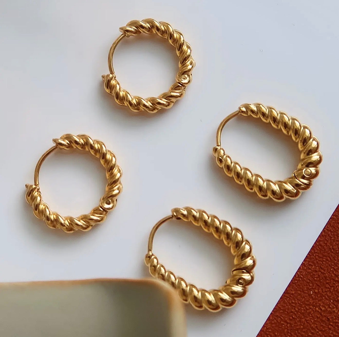 Cere Hoop Earrings