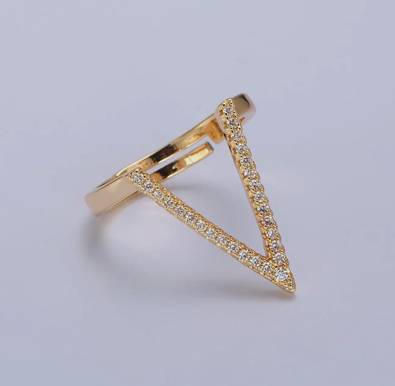 Chevron V Ring