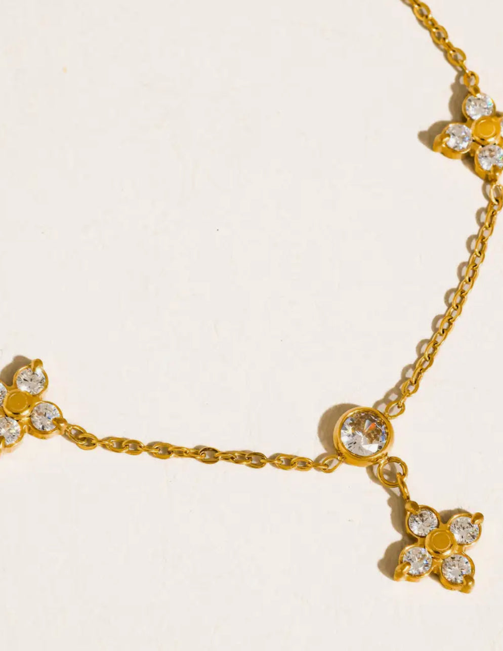 Aveline Floral Chain Necklace