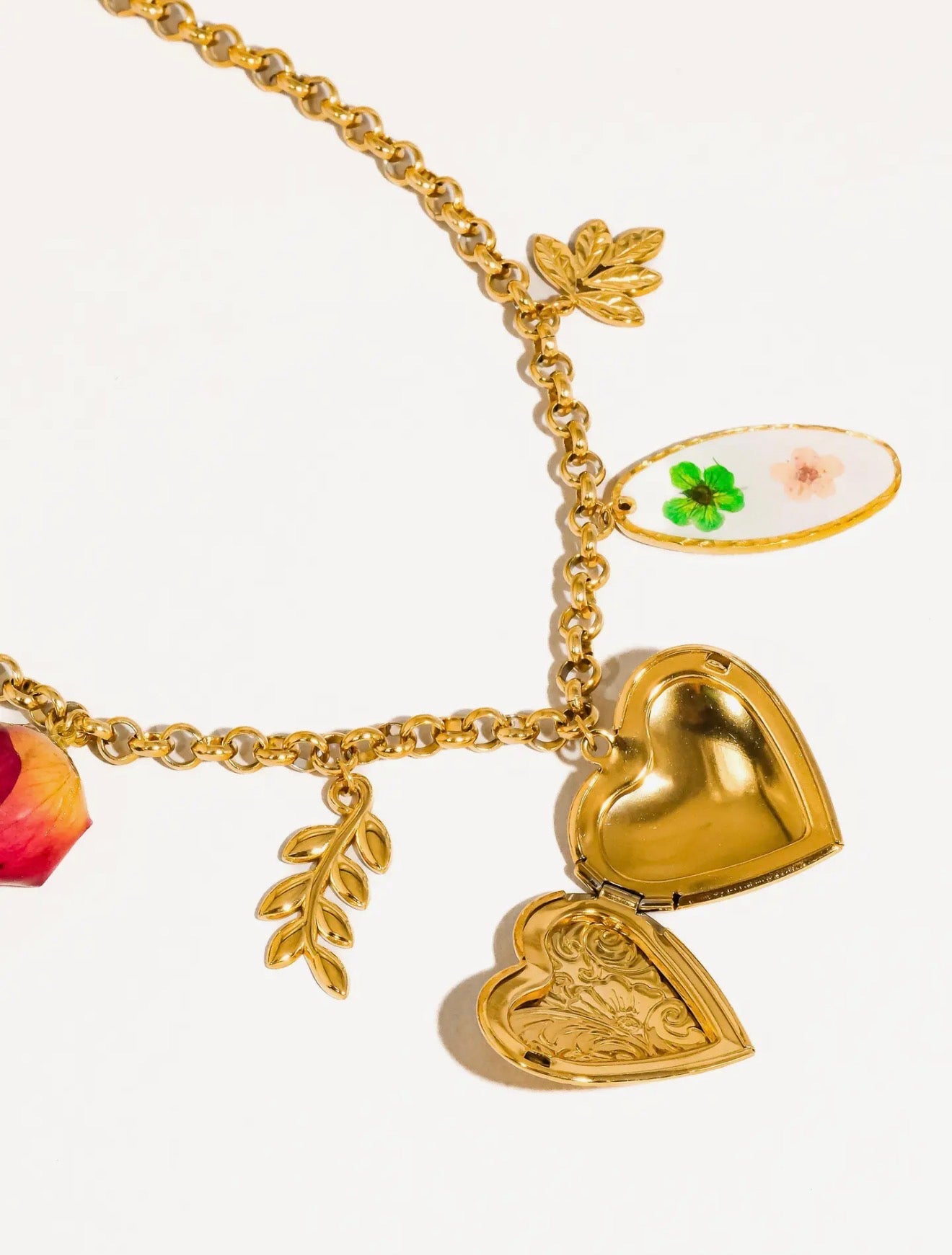 Lantana Vintage Charm Necklace