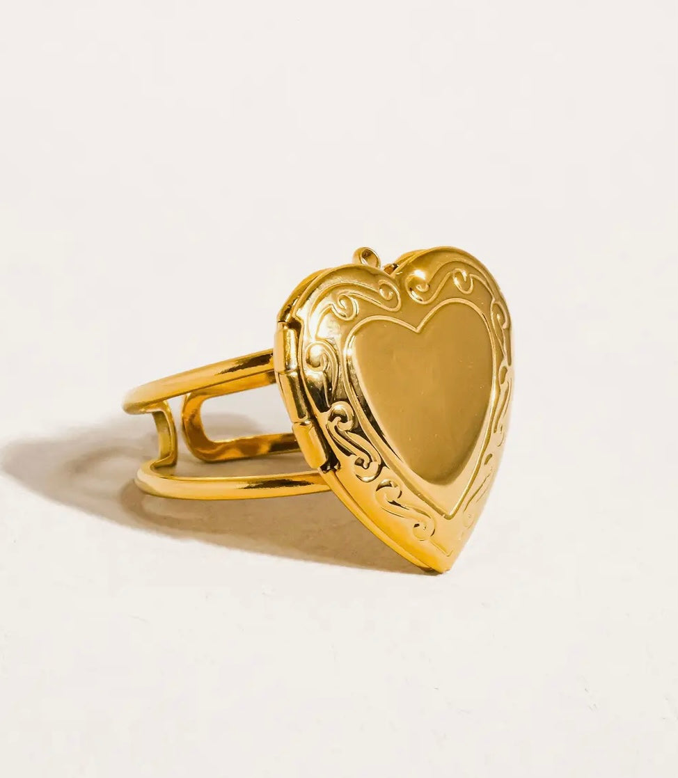 Sefina Locket Ring