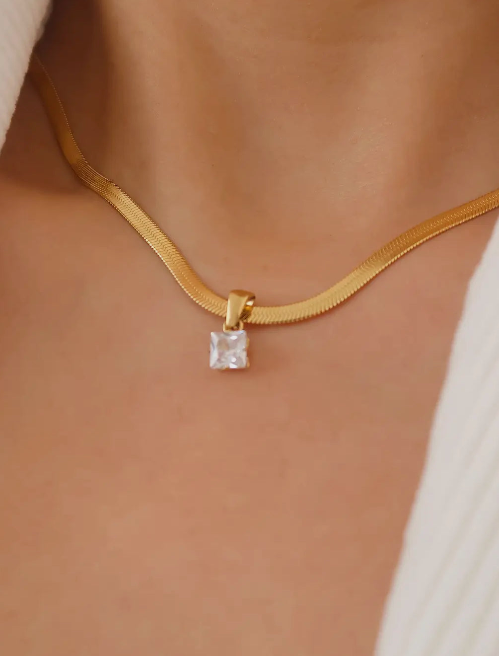 Blanc Snake Chain Necklace