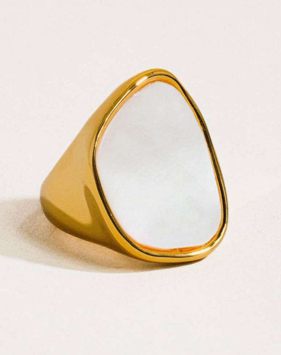 Calypso Shell Ring