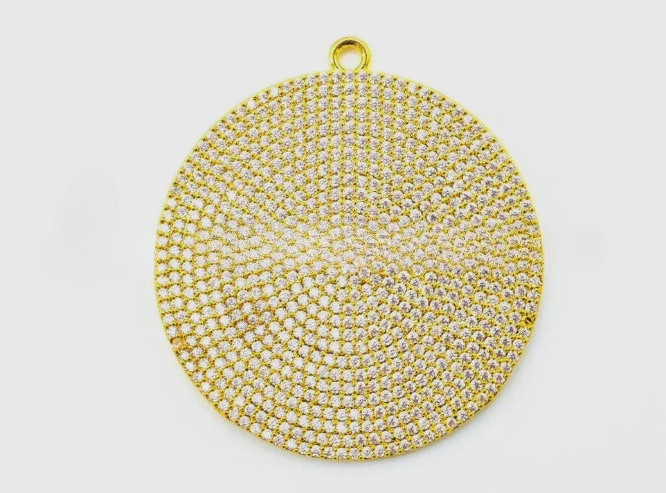 Sparkling Disc Charm