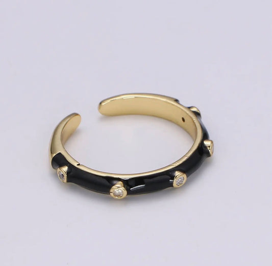 ￼Eliza Band Rainbow Ring