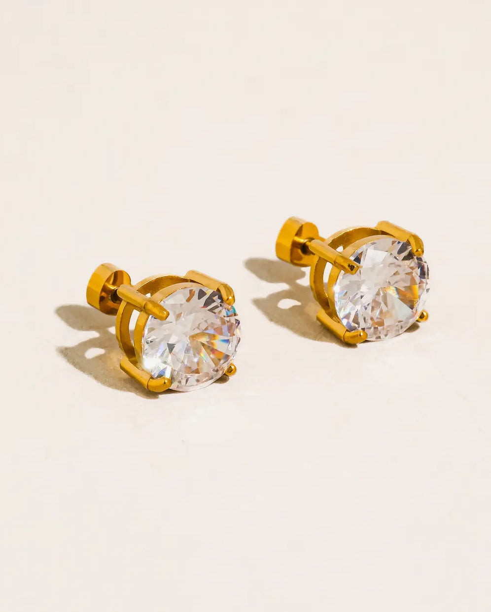 Avenn Round Earrings
