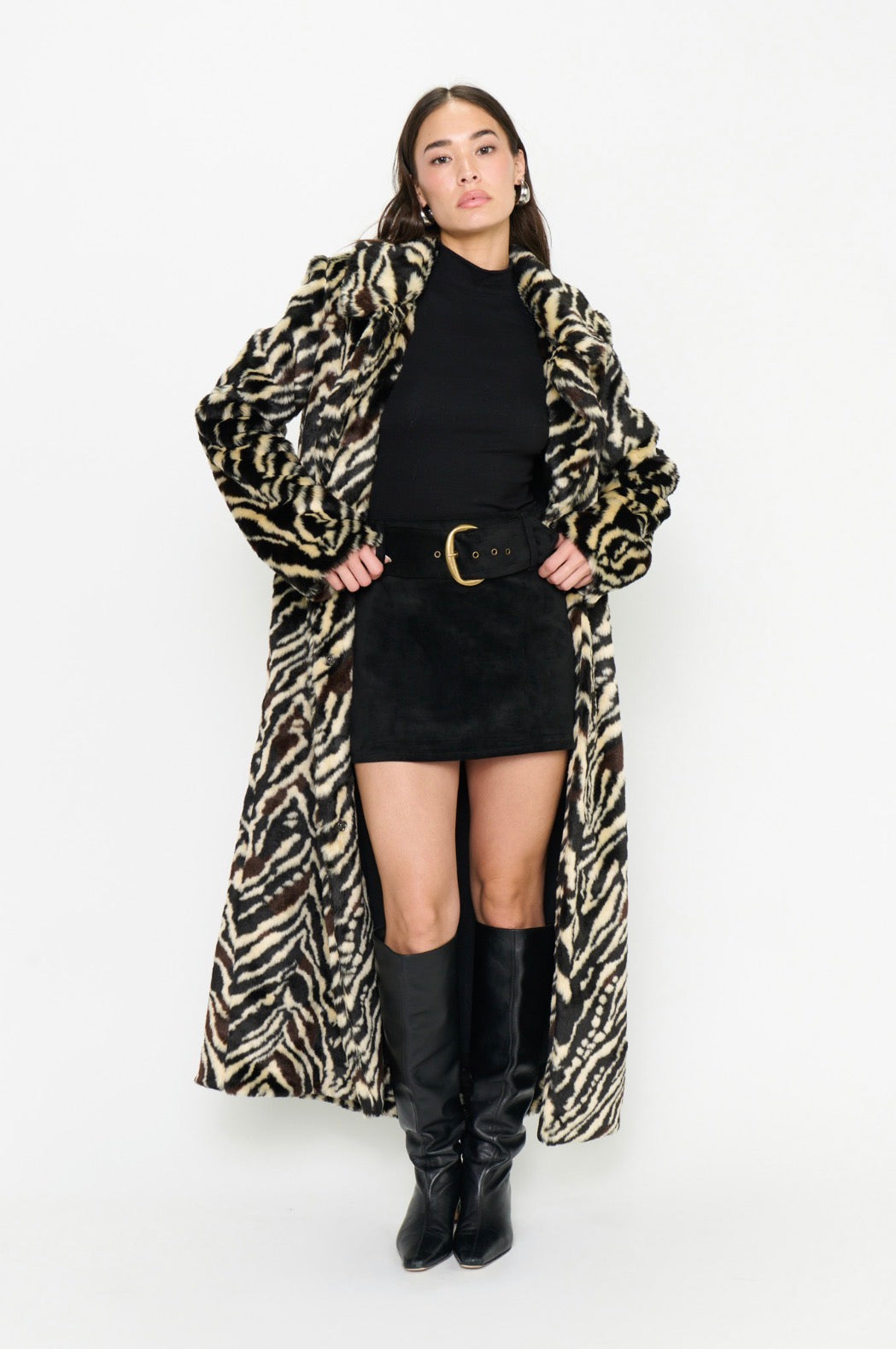 Miss Cindy Overcoat