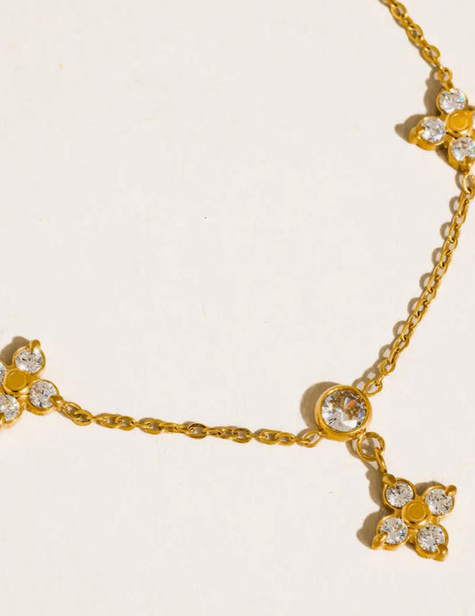 Aveline Floral Chain Necklace
