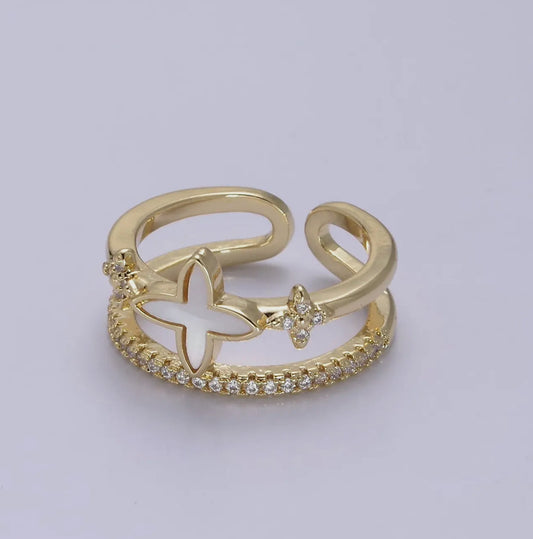 Clover Ring