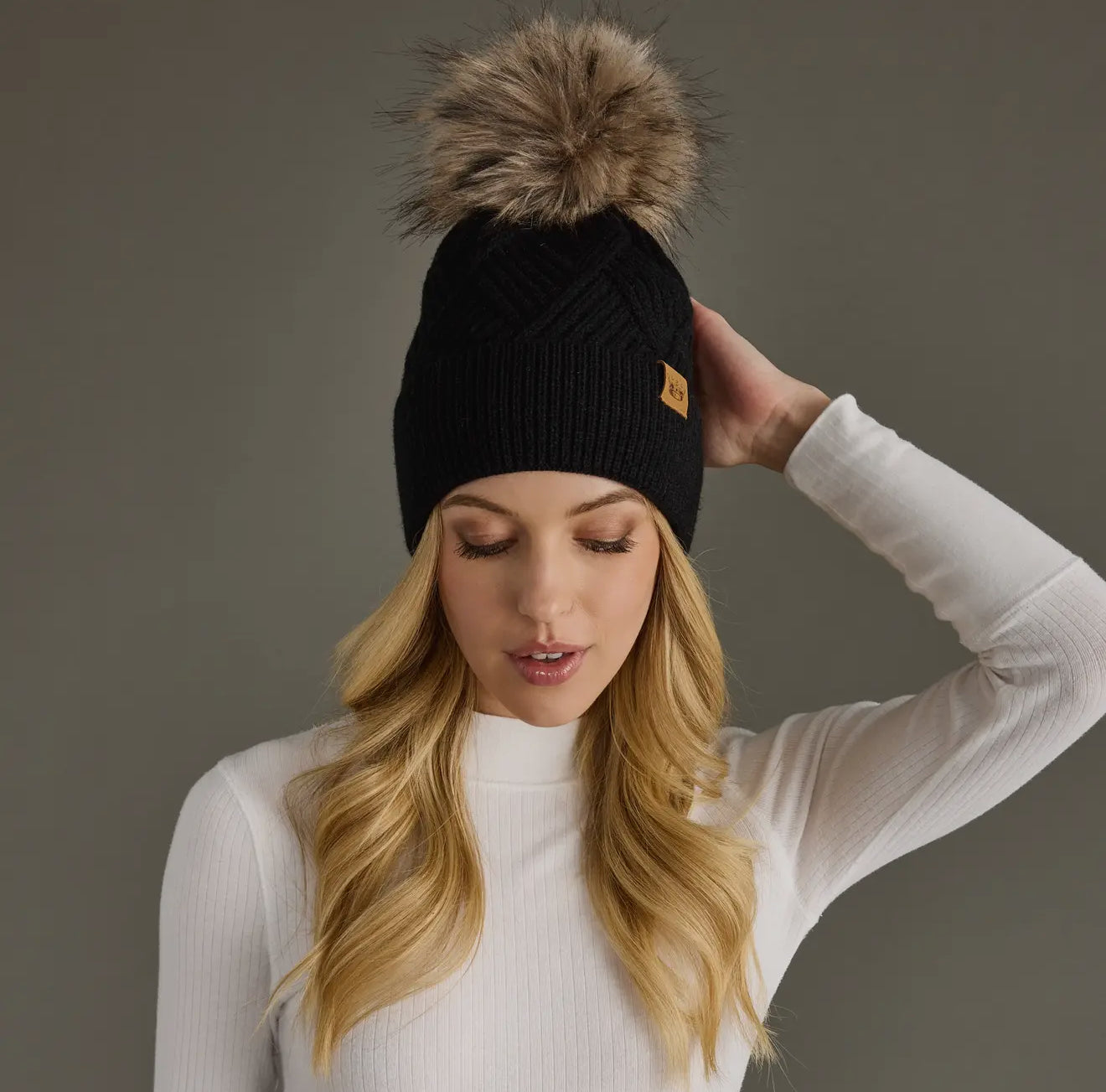 Cable Knit Pom Beanie
