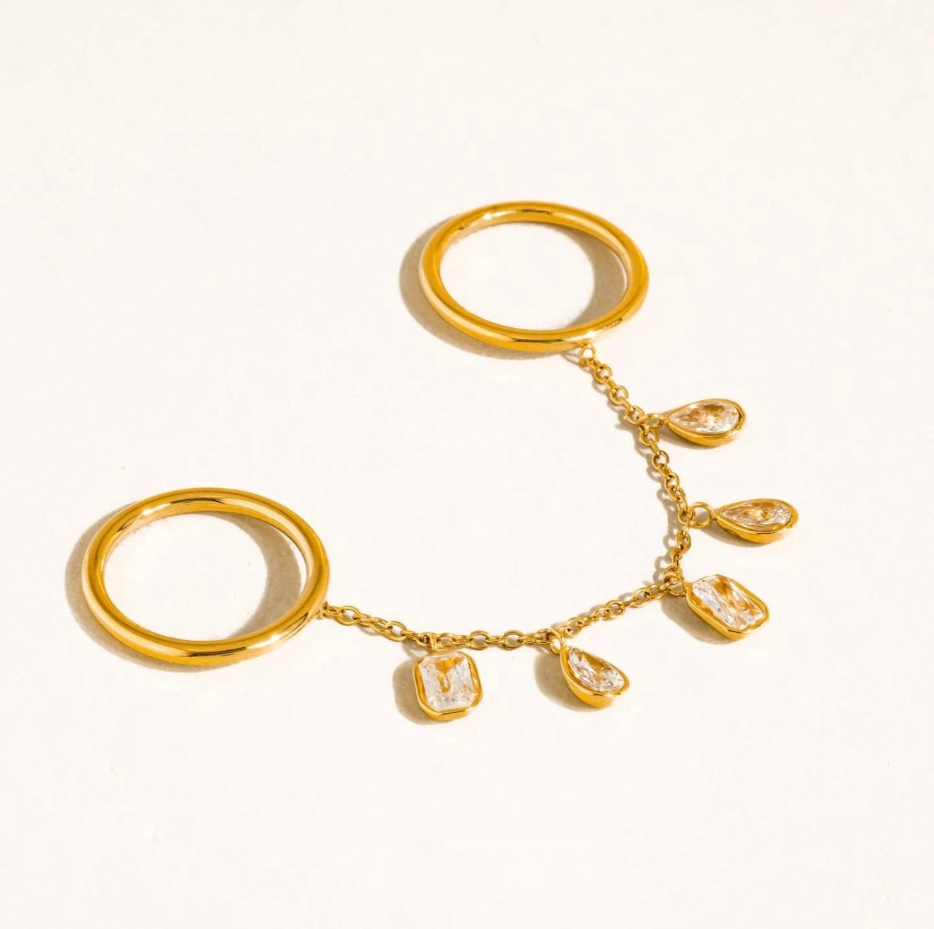 Cosette Linked Ring