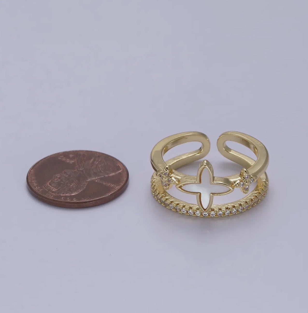 Clover Ring
