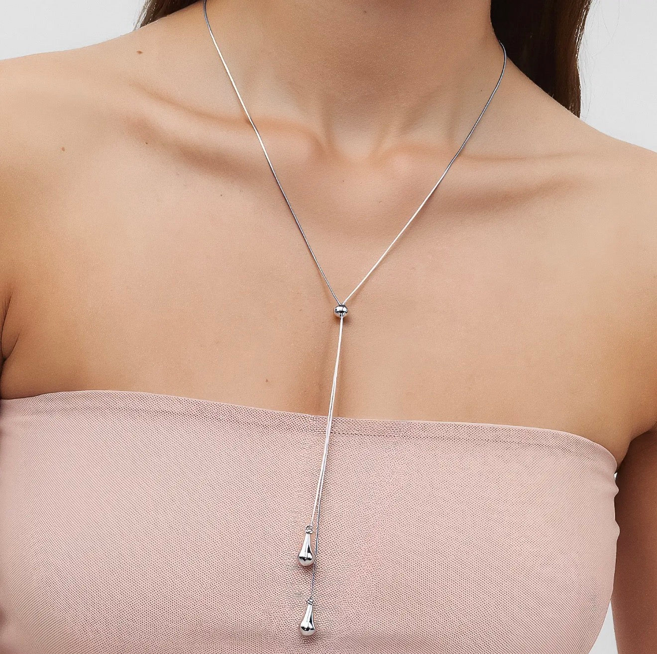 Trésor Lariat Drop Necklace