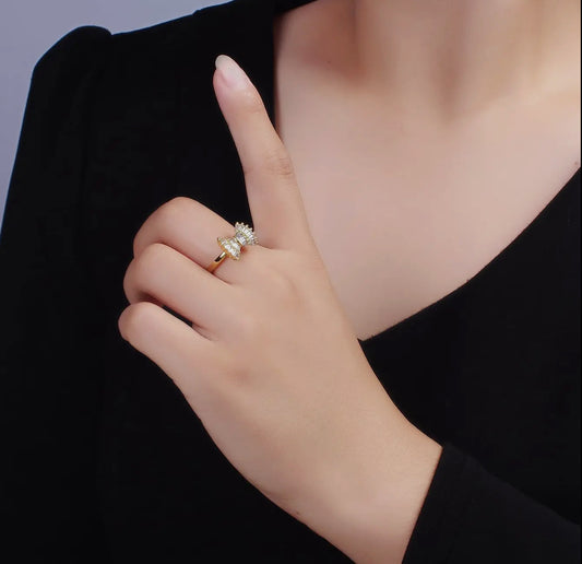 Baguette Bow Ring