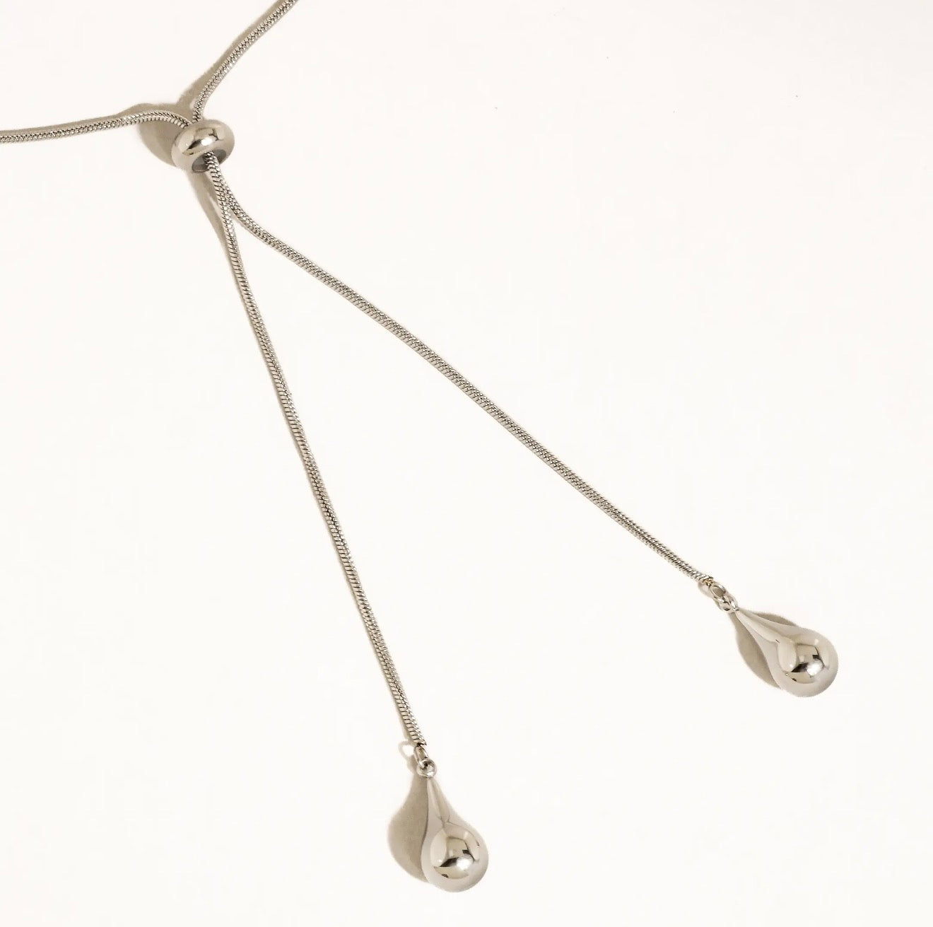 Trésor Lariat Drop Necklace