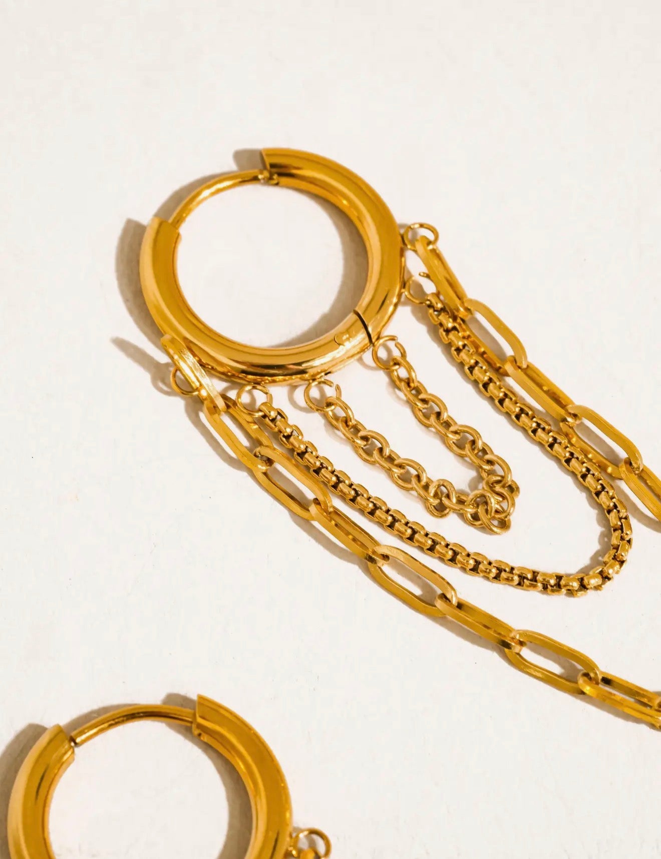 Vianne Chain Drop Earrings